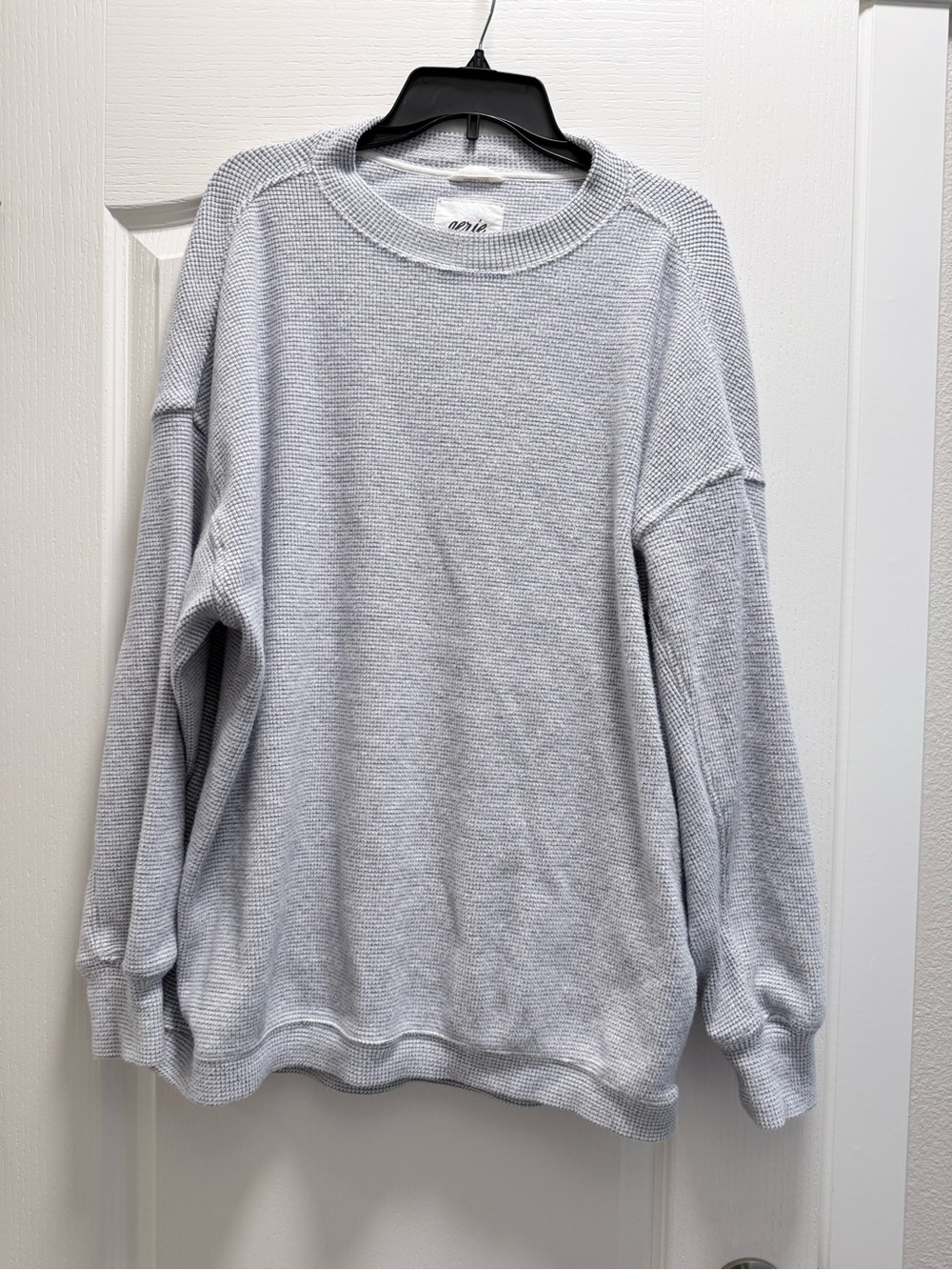 aerie Light Gray Waffle Knit Sweater EUC